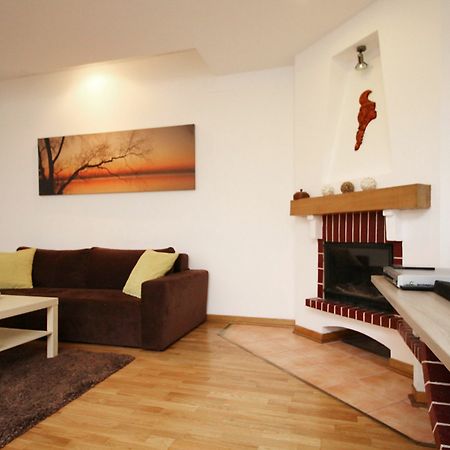 Central Villa Букурещ Екстериор снимка